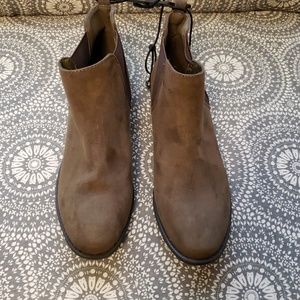 City Streets ankle boots